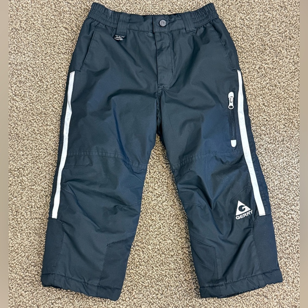 Gerry Black Snow pants with White Logo. Size 4 kids